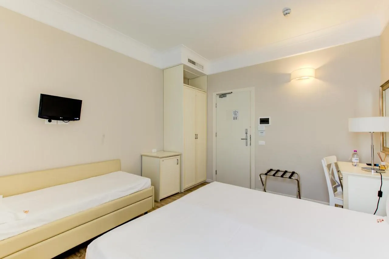 Beyou Hotel Villa Rosa Riccione İtalya